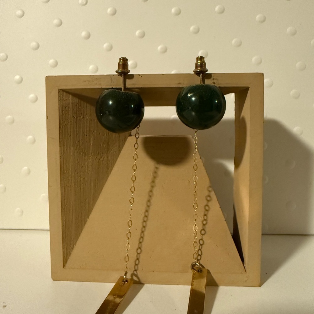 Elegant Green Dangle Earrings